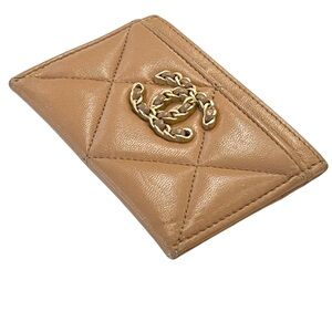 Chanel 19 Flat Card holder